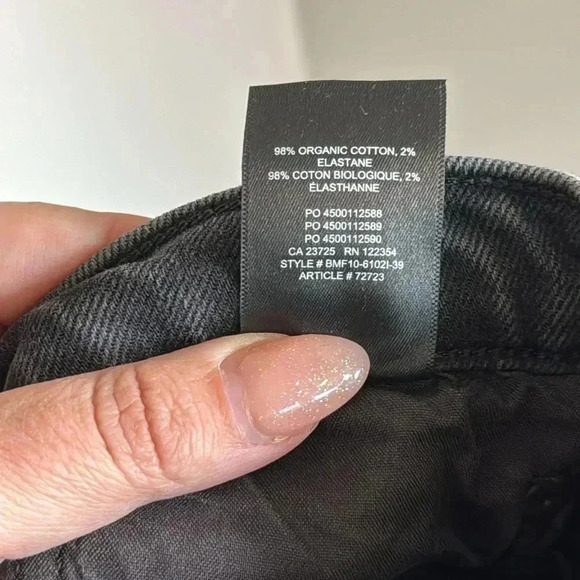 Denim Forum Aritzia The Yoko High Rise Slim Size 32 Button Fly Distressed - Picture 6 of 12